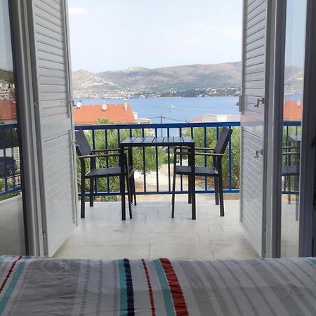 Studio Apartman Trogir Eksteriør billede