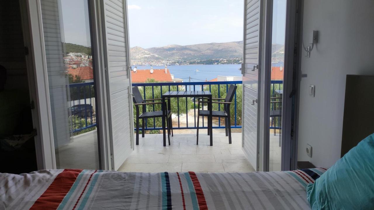 Studio Apartman Trogir Eksteriør billede